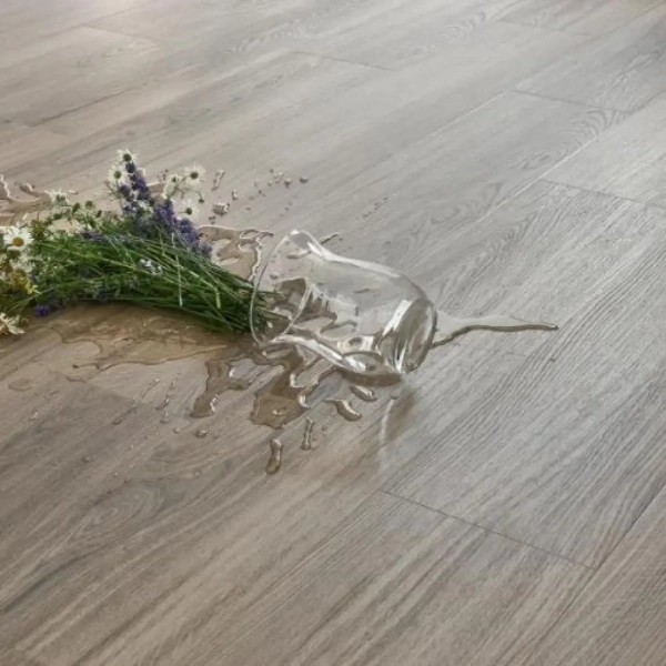 Klebevinyl – Eiche Thunder – 2.5mm/0.55mm – Rigid Vinylboden – Vinyl Outlet